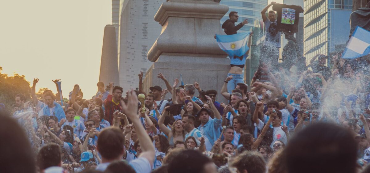 Altitude, History, and a Roaring Crowd: England’s World Cup Challenge in Mexico City