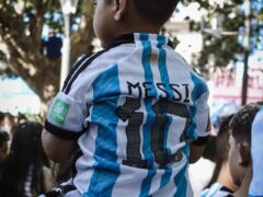 Argentina’s football captain, Lionel Messi, returned to his home city of Rosario on Tuesday, following the national team’s emotional loss in the World Cup final. The superstar landed quietly at Rosario airport around 6:30 AM local time. He was traveling on a private jet alongside his wife and their three children.