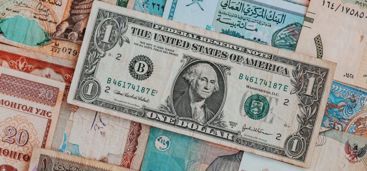 Bangladesh Simplifies Foreign Currency Rules for Digital Workers