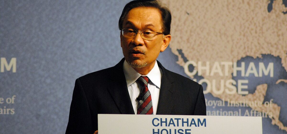 Anwar Ibrahim: Malaysia’s Stand on Global Rules Amid Superpower Rivalry