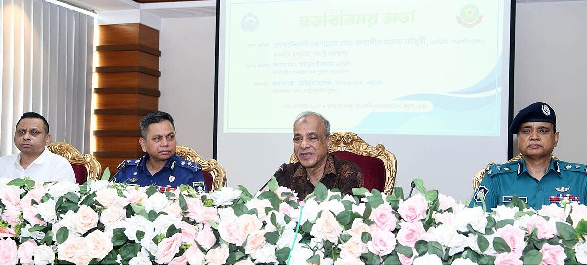 Extortion Gang Targeting Doctors Busted by Dhaka Police