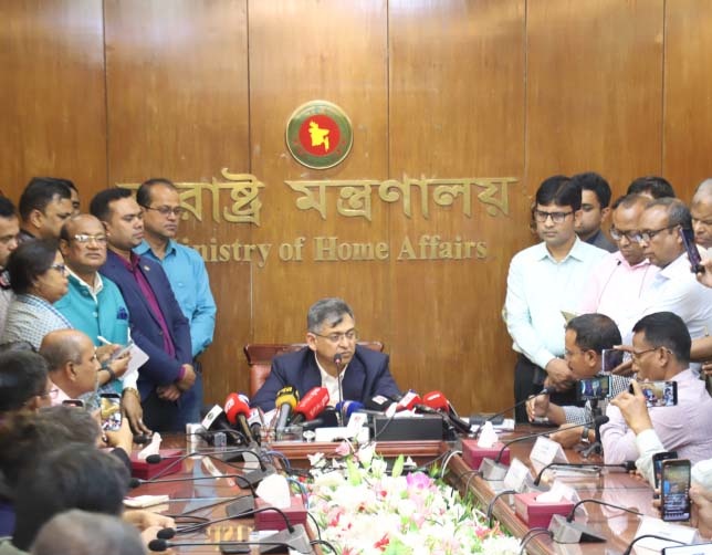 Minister’s Public Rally Remark Stirs Parliament Debate