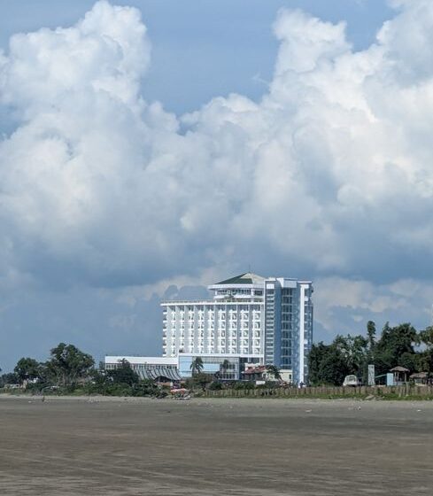 Tourist Dies in Cox’s Bazar Hotel Pool, Heart Attack Suspected