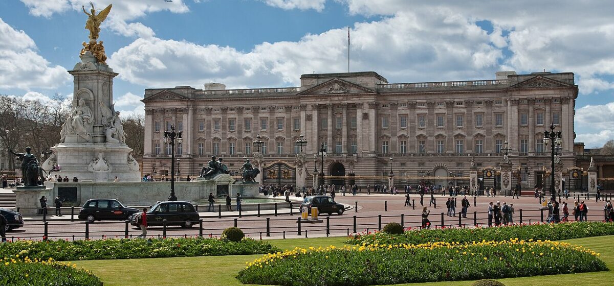 New Book Reveals King Charles’s Reaction to Princess Diana’s Death