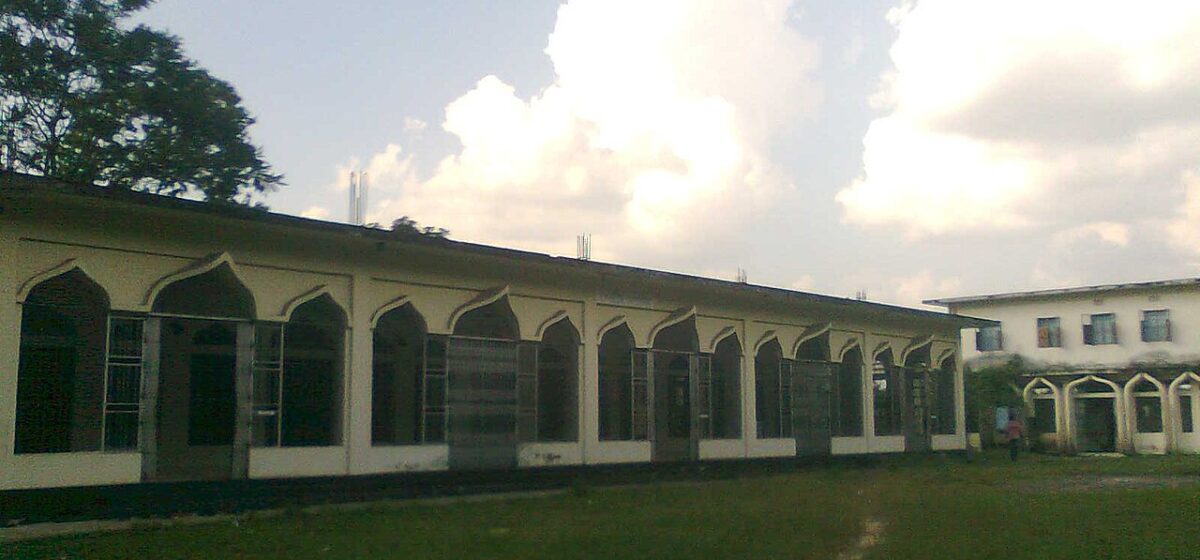 CUET Campus Shuts Down: Students Demand Return of Removed Vice-Chancellor