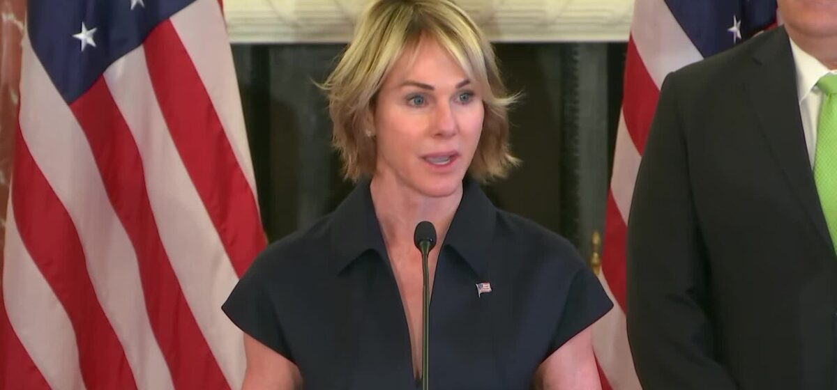 US Sanctions Block English Tests, Jeopardizing Iranian Students’ Global Study Dreams
