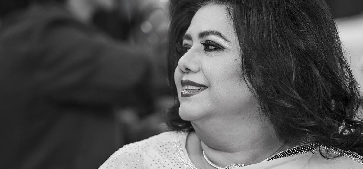 “My Mother Is Alive!” Runa Laila’s Daughter Slams AI-Generated Death Rumors